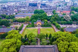 师范生毕业一定当老师？这3个行业不比老师差，工资待遇也不错图片