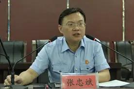 湖北高院副院长张忠斌自缢身亡，警方排除刑事案件图片