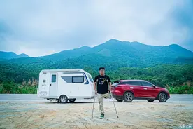 征战沿边公路，唐新能源挂房车旅行图片
