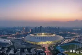 刘国梁搞了个小镇，还上热搜了？图片