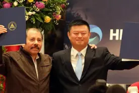 大忽悠王靖，宣称500亿挖运河，总统儿子被逼上门讨债图片