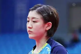 陈梦樊振东组冠军CP，全锦赛世界杯双冠，网友：女大三抱金砖图片