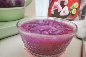 新鲜银耳能吃吗？煲汤是用干的好还是鲜的好？怎么炖黏稠又好喝图片
