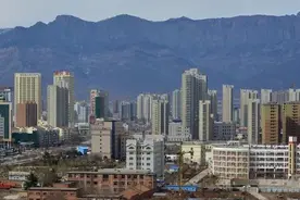 南太行两大城市城建：辉县pk林州谁更强？图片