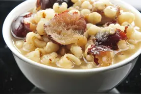 中国最长寿村庄：空气能净化血液，一个山洞治百病，这是真的吗？图片