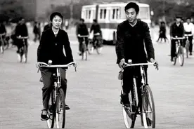 上世纪80年代的一辆“凤凰”牌自行车，相当于如今多少钱图片