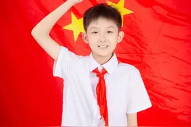 向国旗敬礼 做新时代好少年图片