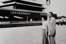 59年，溥仪被毛主席特赦，去故宫游玩时诉苦：我回家还用买门票？图片