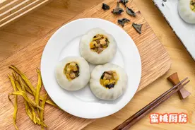 吃它比肉包子还香！一口软糯馅还足，上桌就光盘图片