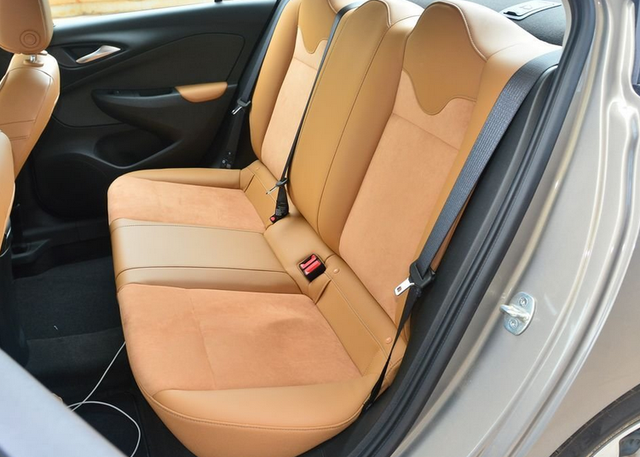 别克凯越已经降至5万多！标配6气囊，比桑塔纳好看