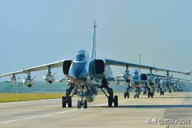 解放军挖掘机福建云集，两军用机场同时扩建，台防务部门重新检讨防空系统图片