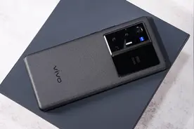 手机电量该用完再充，还是剩一半就充？终于搞明白了图片