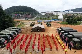 福建省森林消防总队三明支队2021年“火焰蓝”灭火专业和特种救援比武竞赛拉开战幕图片