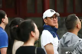 周杰2万斤大米完成捐赠！退圈务农身家上亿，早前却被质疑诈捐图片
