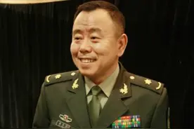 十位军人出身的明星，韩红差一步当将军，李幼斌正师级不如潘长江图片