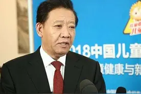 小葵花创始人关彦斌：3个女人6个孩子，豪门夫妻背后的财产争夺战图片