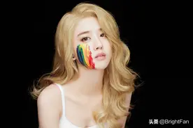 新加坡美女演员李凯馨性感金发写真图片图片