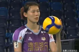 天津女排渐入佳境，李盈莹和王艺竹两翼齐飞，天津队横扫福建女排图片