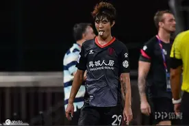 暴力足球重现！李建滨再次上演断腿式飞铲 刚解禁复出又要被停赛图片