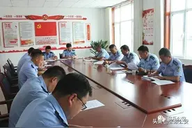 郑军同志参加第八支部七月份主题党日活动图片