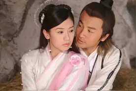 苏有朋版《倚天》女演员真扛老，18年了，12位女神没一个颜垮图片