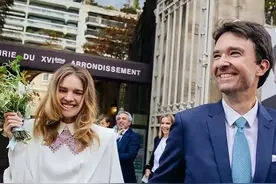 真正见过世面的女人，结婚都不穿“婚纱”了，看LV太子妃就知道图片