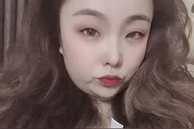 不要轻易给头发打层次图片