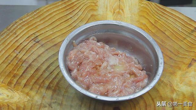 这才是京酱肉丝正确的做法，厨师长详细讲解技巧，口感纯正嫩滑