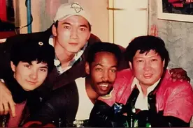 和李连杰合作7次没名字，周星驰让他一炮而红，他却后悔出演图片