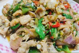 烧椒牛蛙，最好吃的牛蛙做法，没有之一，一盘上桌，还不够吃图片