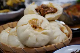 蒸包子，调馅是关键，记住“2用1不用”，包子饱满多汁味道香图片