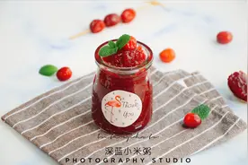 好吃的蔓越莓果酱自己做，做法简单，材料也简单，关键不含添加剂图片