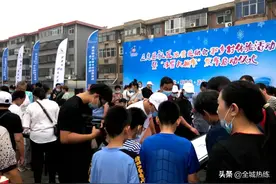 正定县社区冰雪运动会和乡村冰雪运动体验活动启动图片