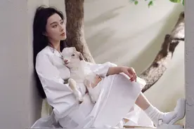 范冰冰港风胶片大片，宛如镜中的仙子，气质清新脱俗图片