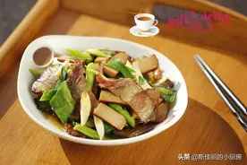 早春，鸡蛋干和它是绝配，一起炒鲜香下饭，营养美味，孩子特爱吃图片