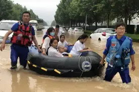 “失联”的发型师找到了！他正在河南救灾，一切安好图片