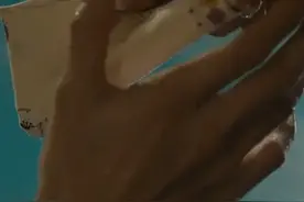 没有女孩能顶得住一个爱哭的男友图片