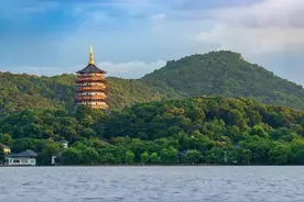 历史误读的雷峰塔——其实我和白娘子真的没关系图片