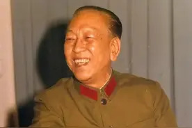 将军大使耿飚，担任瑞典大使时被嘲笑带过多少兵，耿飚：三四十万图片