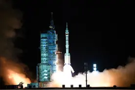 神舟十三成功飞天！航天科工“准 稳 康”护航航天员太空之旅图片