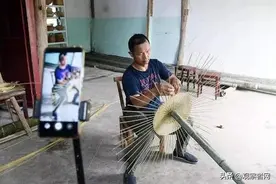 中国竹编大叔走红海外！TikTok观看人次破亿，传统工艺成热门话题图片