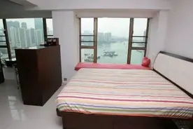 参观邓紫棋在香港的家，名副其实的海景房，卧室直接对着整片大海图片