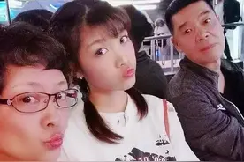 她是《外》剧中长情的“苏苏”，也是康祈光和苏妙婵的真实女儿图片