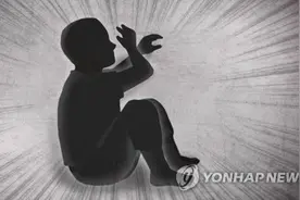 韩国男婴被单身妈妈冻在冰箱两年无人知，生仨孩子只登记1个……图片