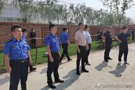 养殖场里恶臭难闻，使用这个方法即可快速解决图片