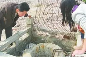 “锁龙井”下面到底锁的什么？为何有拉不完的铁链？曾吓退日本人图片