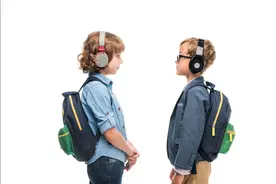 不让孩子随便串门，是一种教养图片