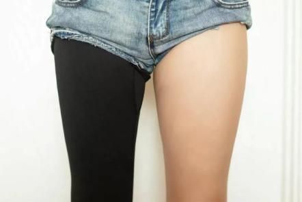 这条打底裤堪称裤子界小米，燃脂提臀还滋润身体，重点是自带磁疗