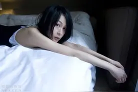官二代背景的奶茶刘若英已到知天命年纪，依旧淡雅如菊，温婉可人图片