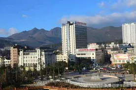 2020年罗平县人民医院招聘编外聘用人员公告图片